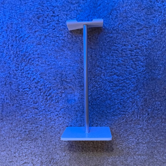 NWT New Bee NB-Z1 silver and white headphone stand - Picture 5 of 5